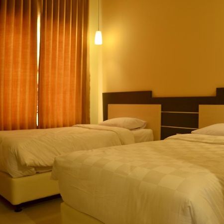 M Hotel Mataram Extérieur photo