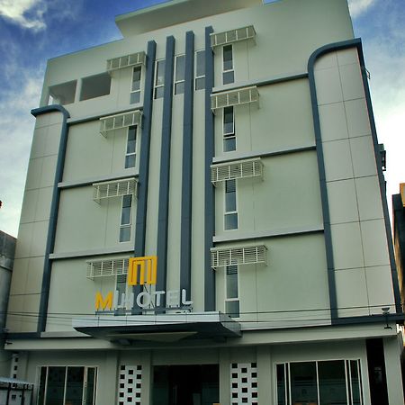 M Hotel Mataram Extérieur photo