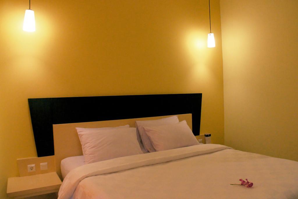 M Hotel Mataram Chambre photo