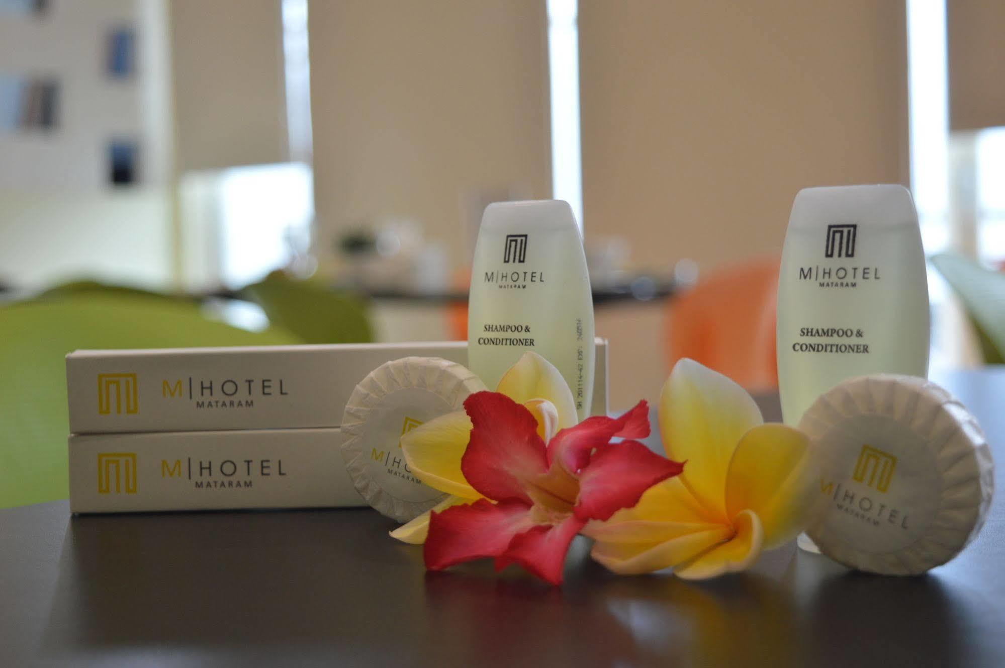 M Hotel Mataram Extérieur photo
